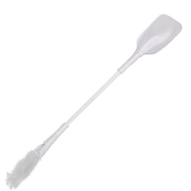 CHIBATA COM PENA COR BRANCA